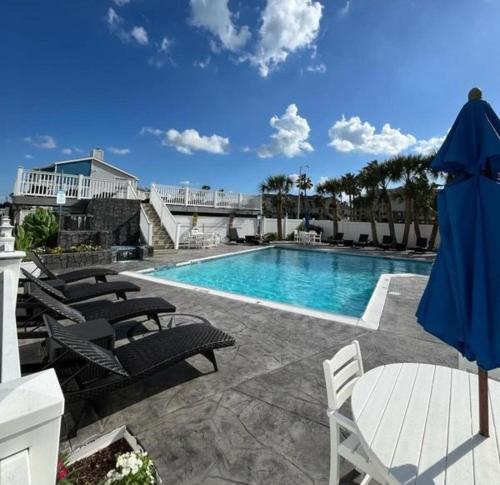 Cove View 206 - Minutes to Beach in Galveston, USA