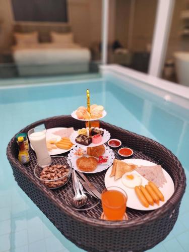 Skyline Resort – Bang Phli, NY