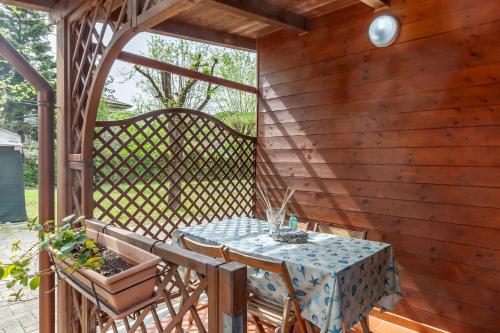  Bungalow Adamo, Unterkunft in Marina di Massa