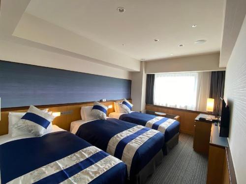 Premium Triple Room (3 Adults)