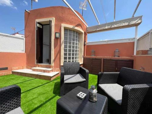 Casa Sol. Casa con garaje., Siviglia