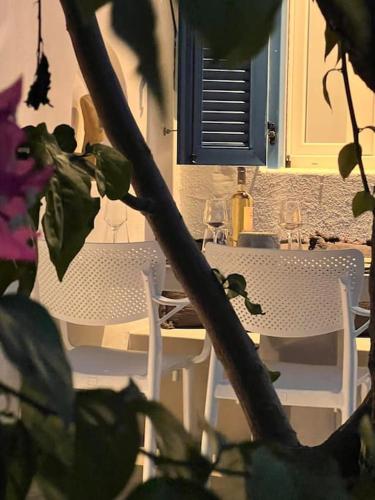 “Myrto” Apartments- Ornos Beach 5