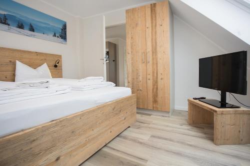 Two-Bedroom Apartment image 8