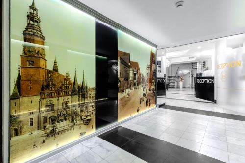 Hotel Sofia by The Railway Station Wroclaw - image 5