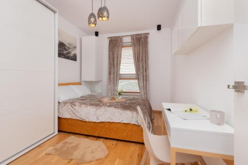 Nowa Letnica Apartament z Parkingiem i Balkonem przy Stadionie Polsat Plus Arena Gdańsk by Renters (Nowa Letnica Apartament z Parkingiem i Balkonem przy Stadionie Polsat Plus Arena Gdansk by Noclegi R) in Letnica