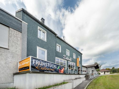 ビーティヒハイム＝ビッシング Pension Delicato 3つ星 ホテル プール