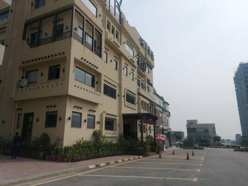 Savul Inn Guest House - Faisal Town near Islamabad International Airport and Motorway - main image