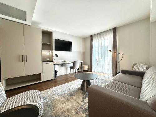 Hotel Marina in إيزولا