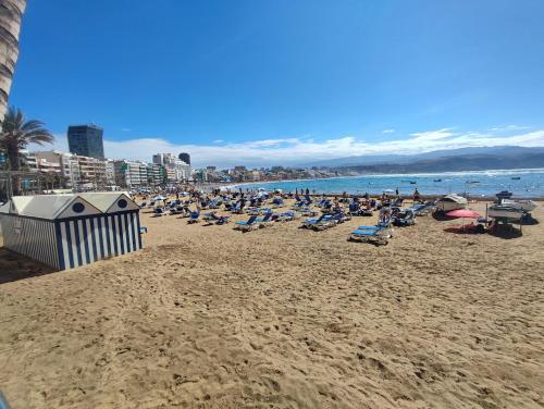 3 bedrooms, 4 beds