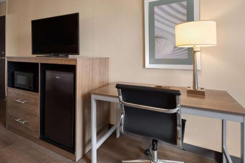 Quality Inn Troy - image 12