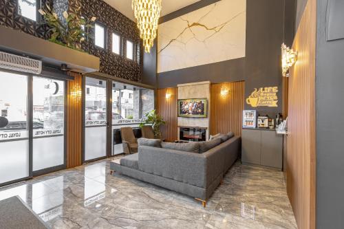 Lobby, Bursa Loyal City Hotel in Bursa