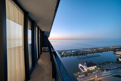 Orbi City View Sea - Hotel - Batumi
