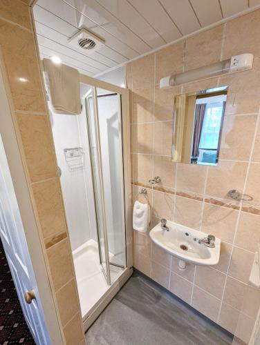 The George Guest House - image 11