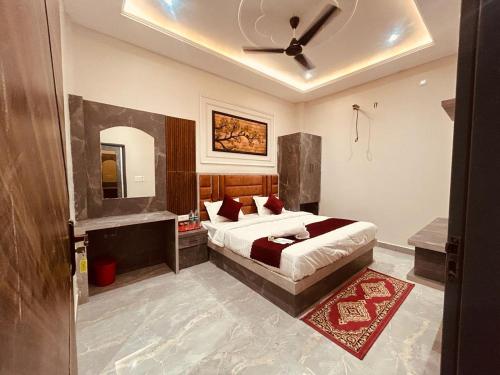 WooibHotels The Solitaire Vrindavan