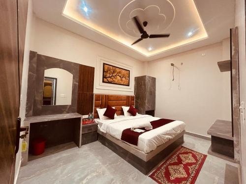 WooibHotels The Solitaire Vrindavan