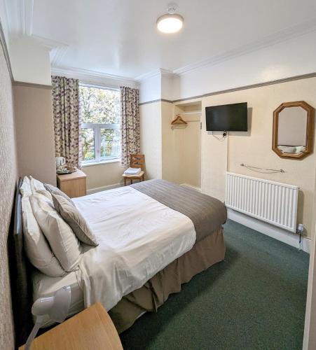 The George Guest House - image 5