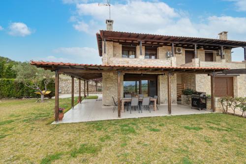 Artis Villa by Rentals Pro - Poseidi Halkidiki