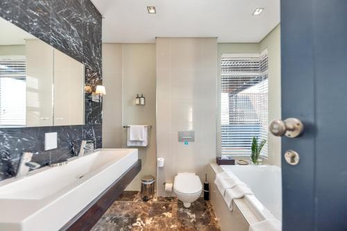 Suite with Terrace image 3
