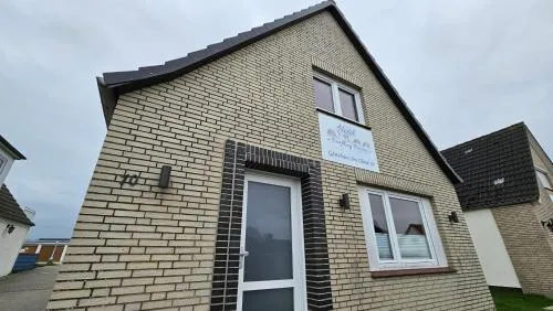 Hotel Dorfkrug Büsum - günstige Altbauzimmer Am Oland in Büsum, Deutschland