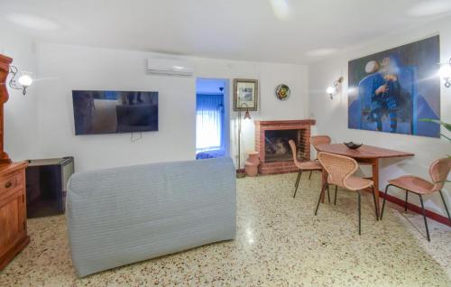 Awesome Apartment In Cantalupo In Sabina With Wifi