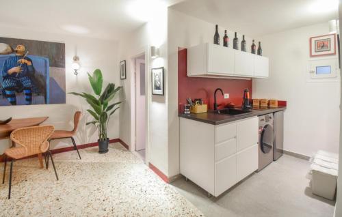 Awesome Apartment In Cantalupo In Sabina With Wifi