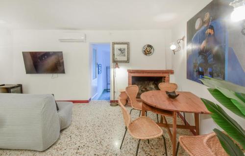 Awesome Apartment In Cantalupo In Sabina With Wifi