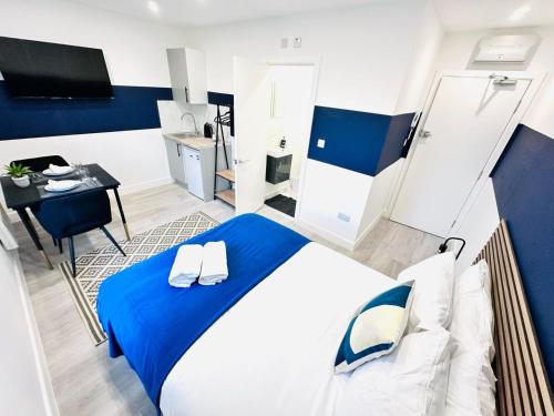 London 58 Blue House City Center Studio, Top Spot chambre d'hôte Denmark Hill Railway Station