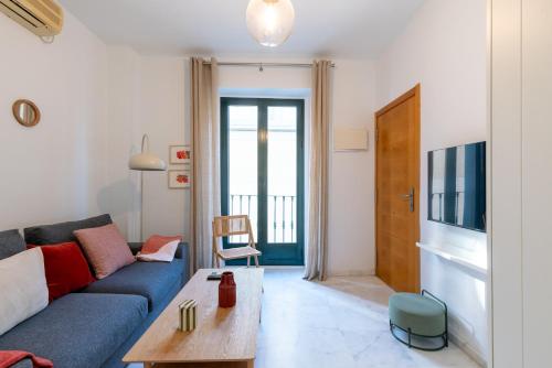 Dos de Mayo Olehousing 2