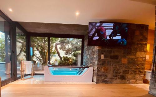 La Villa with heated pool and amaizing view