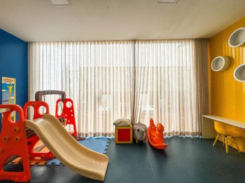 kinderspeeltuin, APTO 1 quarto com Piscina, Metrô (APTO 1 quarto com Piscina, Metro) in Aguas Claras