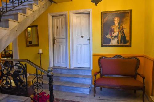 Byron Hotel