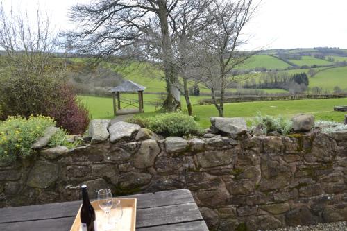 Quarme Cottage Wheddon Cross