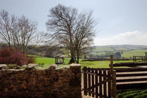 Quarme Cottage Wheddon Cross