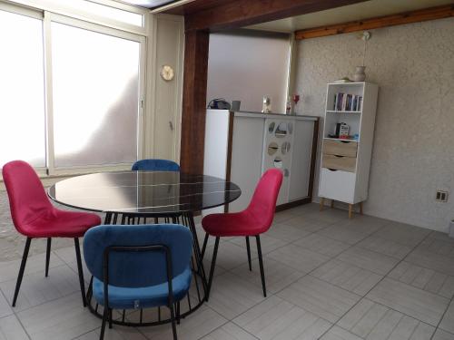 Holiday Home image 1