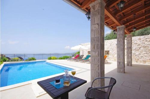 Luxury Panorama Villa Dia