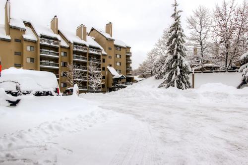 Mountain Green Condos at Killington