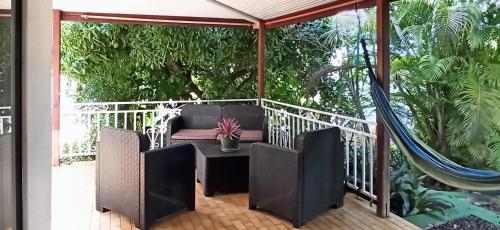 Garden, Studio a Sainte Anne a 350 m de la plage avec piscine partagee jardin clos et wifi in Berard