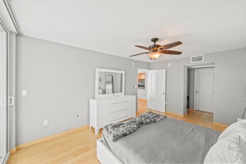 Luxurious 1 Bed Apartment • Brickell • Ocean Views in Miami, USA
