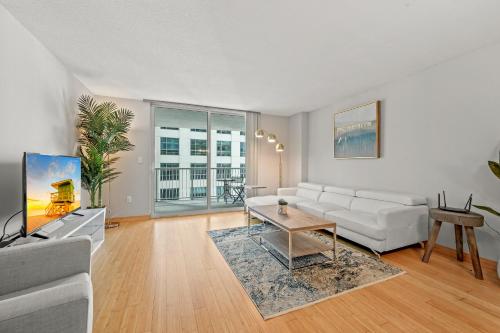 Luxurious 1 Bed Apartment • Brickell • Ocean Views in Miami, USA
