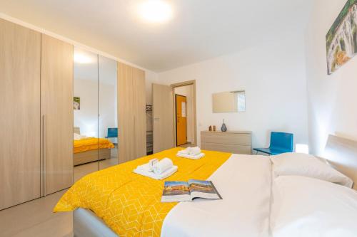 City Apartment - image 7