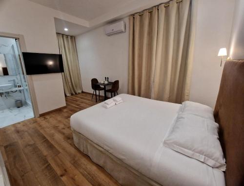 Cuma Suites – Rome