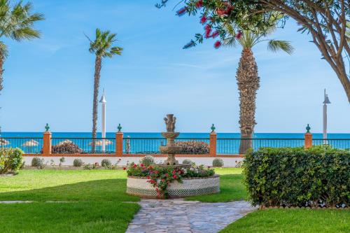 Rincón Playa, terraza y piscina, Rincón de la Victoria (Foto 8)