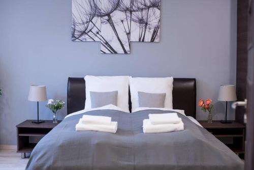 Very central modern and cozy AC apartment - image 4