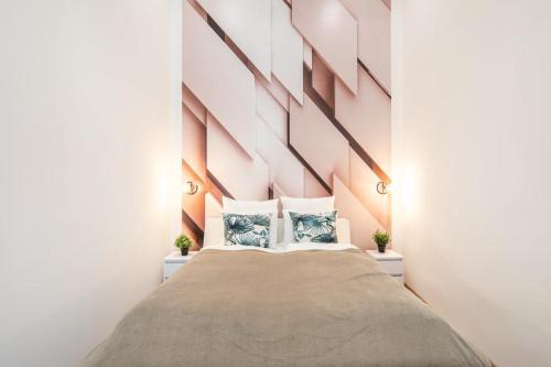 Full comfort 4 bedrooms in the heart of the city - image 13