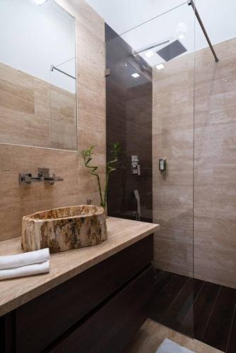 Apartment image 10