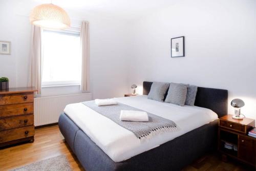 Stylish and comfy apartment for 6 guests - image 8