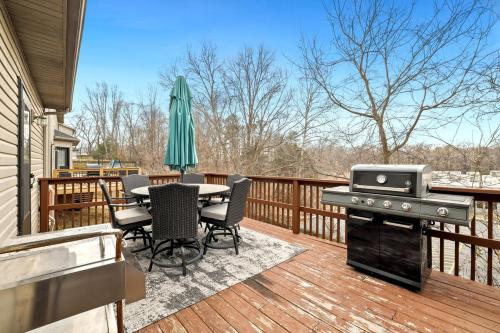 Bentonville Abode - MTB Friendly - 2 Mi to DT in Bentonville, USA