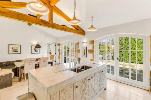 Washbrook Cottage - Hot Tub Packages Available in ซัลฟอร์ด