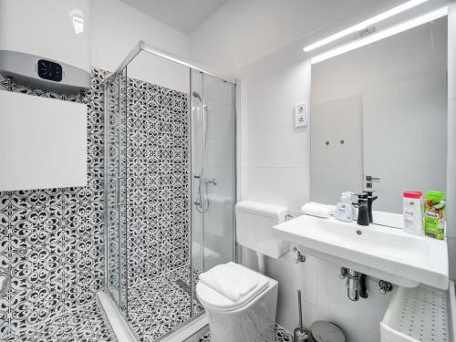 Cute central studio with AC - image 2