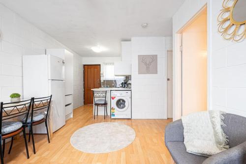 Compact Charm - Cosy 2Bed Unit